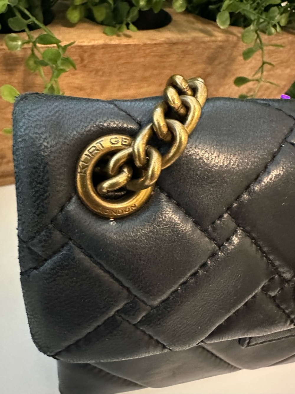 Kurt Geiger London Mini Leather Kensington Bag Brass Eagle Chain - Picture 14 of 16